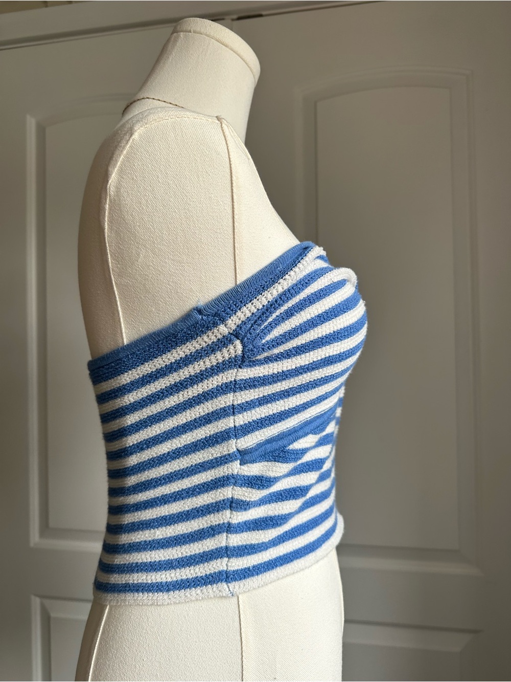 American Eagle Coastal Striped Blue & White Twist-Bust Tube Top - Picture 3 of 6
